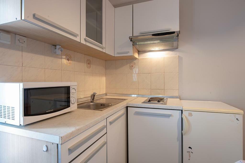 Отель Lovely Family House Robi Ровинь Экстерьер фото